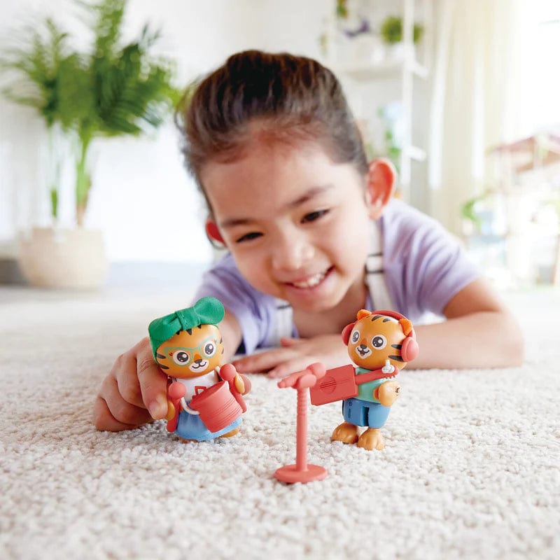 Hape Toys Green Planet Explorers Milo & Melody