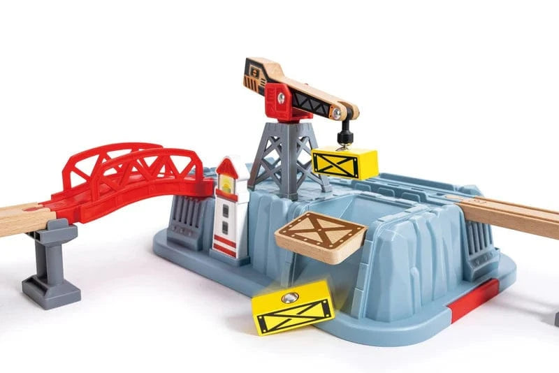 Hape Toys Railway Bucket Harbour Set