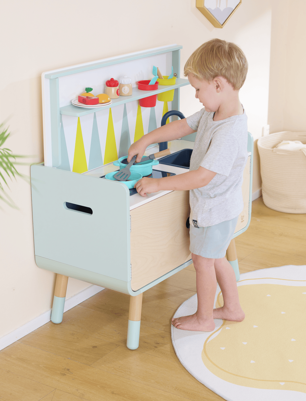 Hape Toys Switch 'n Store Play Kitchen