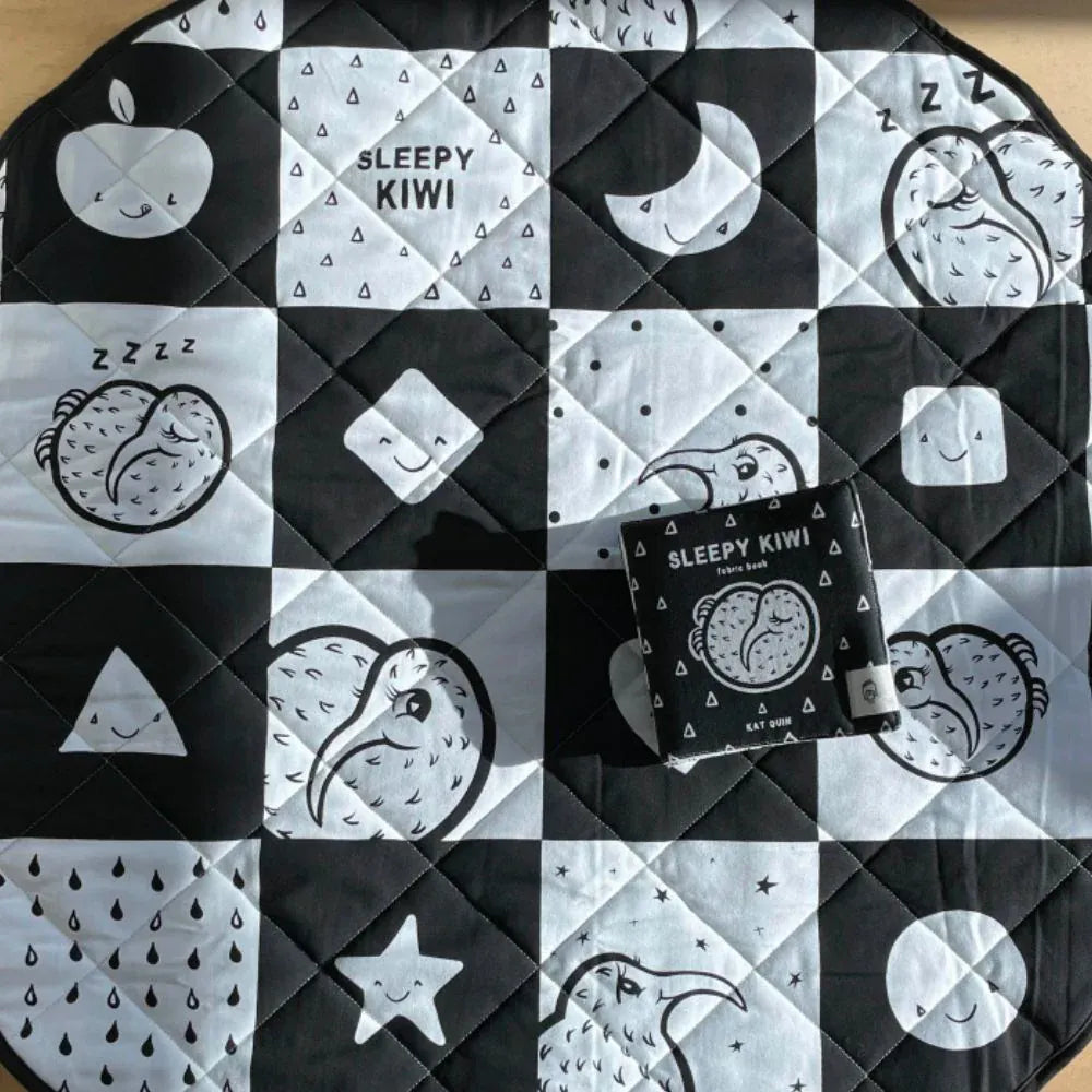 Illustrated Publishing Baby Accessory Sleepy Kiwi - Quilted Playmat