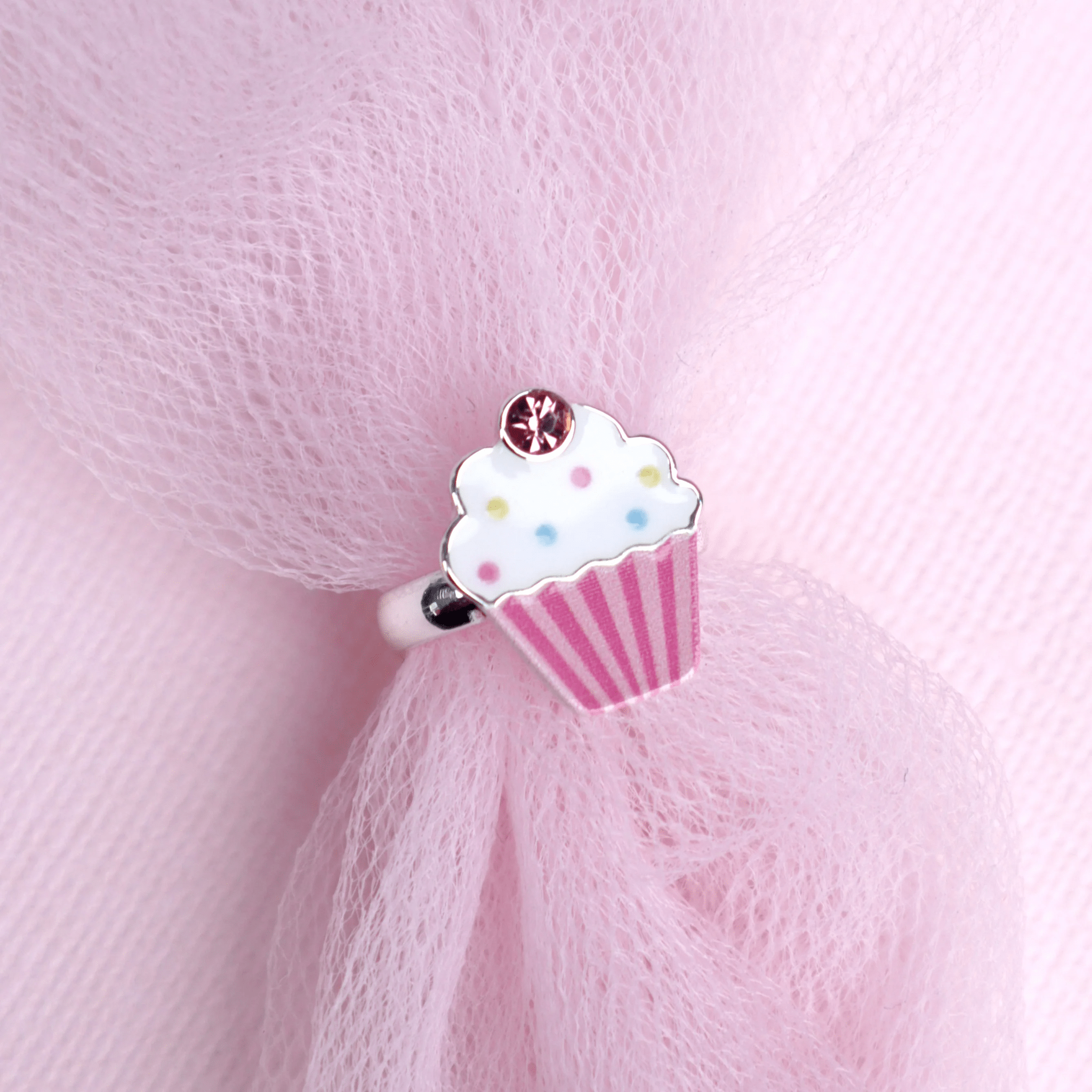 Lauren Hinkley Girls Accessory Cupcake Ring in Pink Cupcake Velvet Box