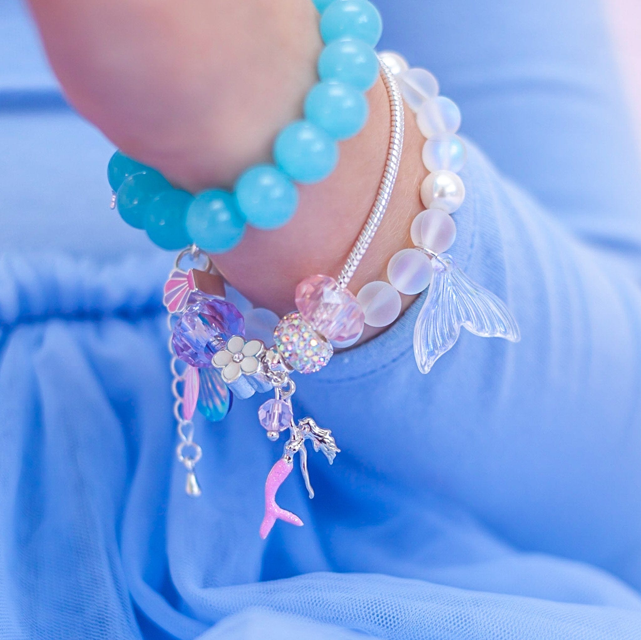 ARTSY Crafts Glow in the Dark Blue Firefly Beads Bracelet for Women,  Luminous Glass Beads Healing Crystal Glowing Beaded Bracelets, Mermaid  Bracelet, Stretch Stackable Bangle Wristband - Walmart.com