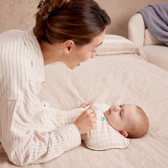 Love To Dream Unisex Sleepware Swaddle Up Original 1.0 Tog - Houndstooth