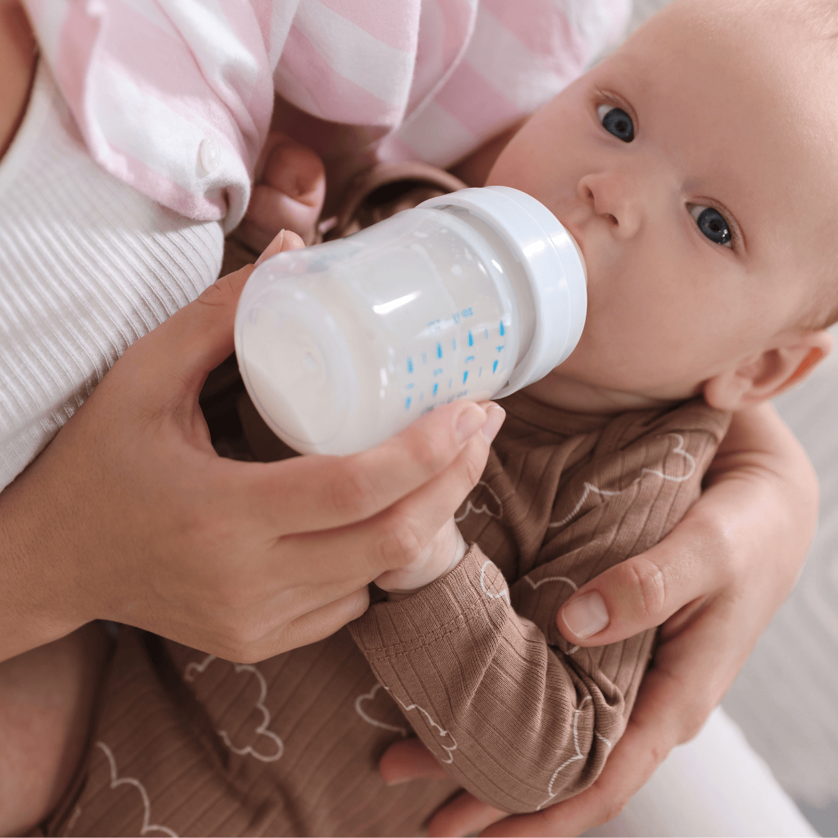 Med-E-Scan L'il ThermoBlend bottle warmer and stirrer, feeding accessory designed for convenient milk warming and mixing.