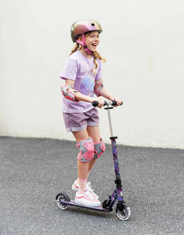 Micro Toys Sprite Light Up Art Collection Scooter - Palm