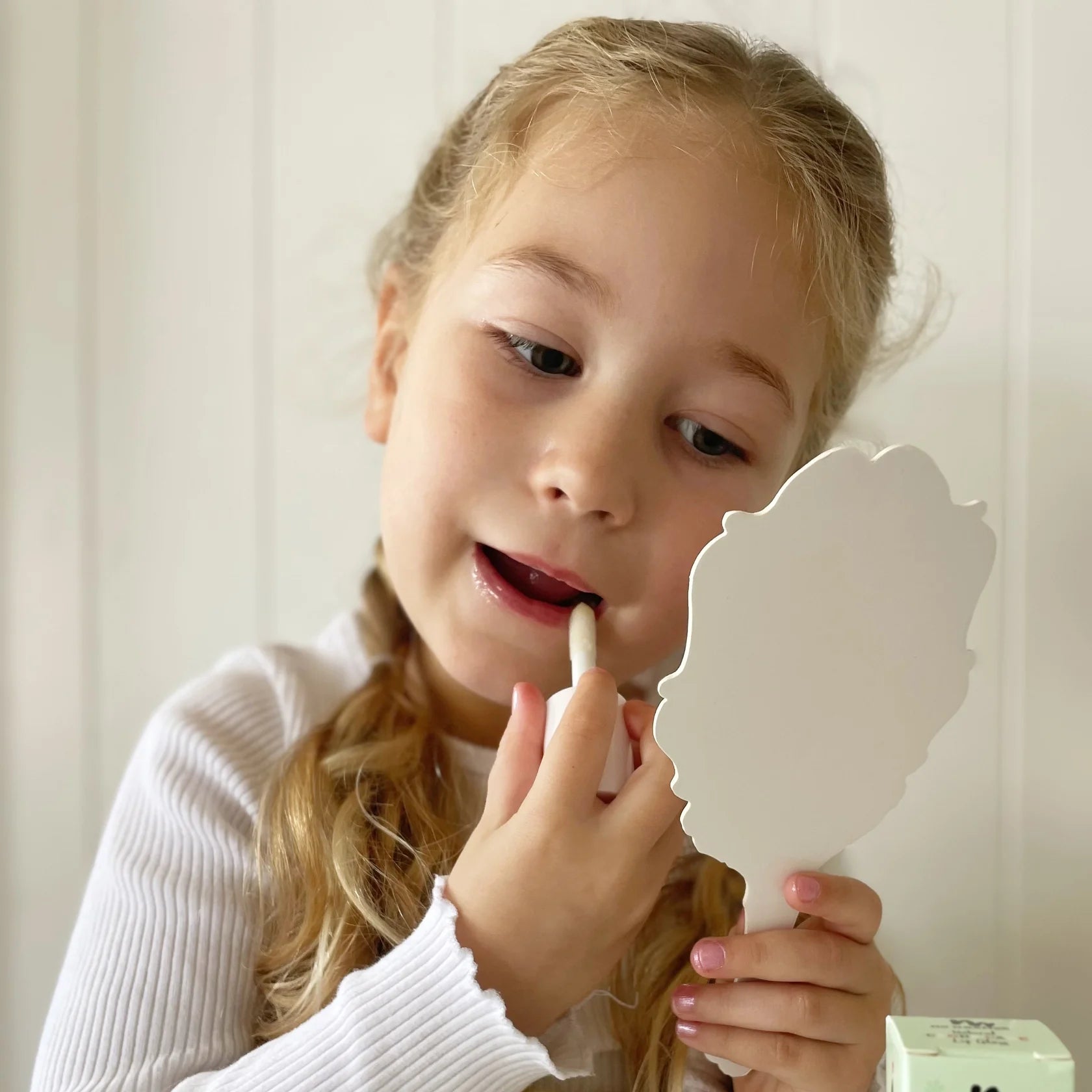 Cardboard Play Mirror