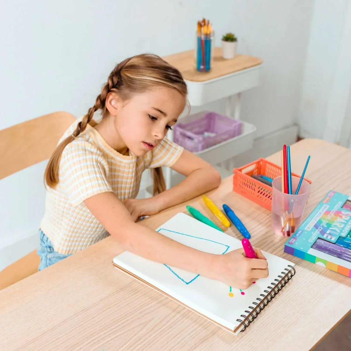 Ooly Toys Rainbow Sparkle Watercolour Gel Crayons