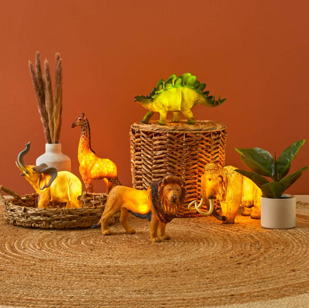 Pilbeam Room Decor Lion Night Light