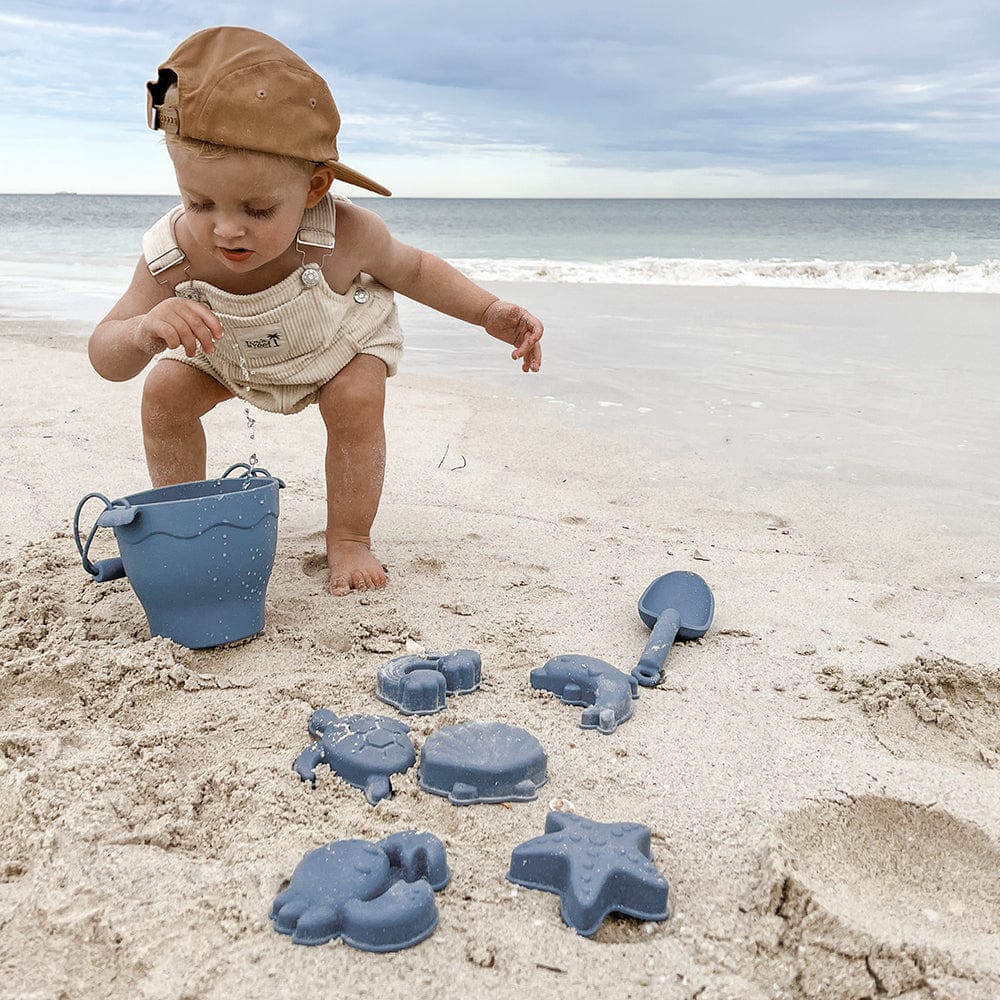 Playground Toys Silicone 8pc Bucket & Spade Set