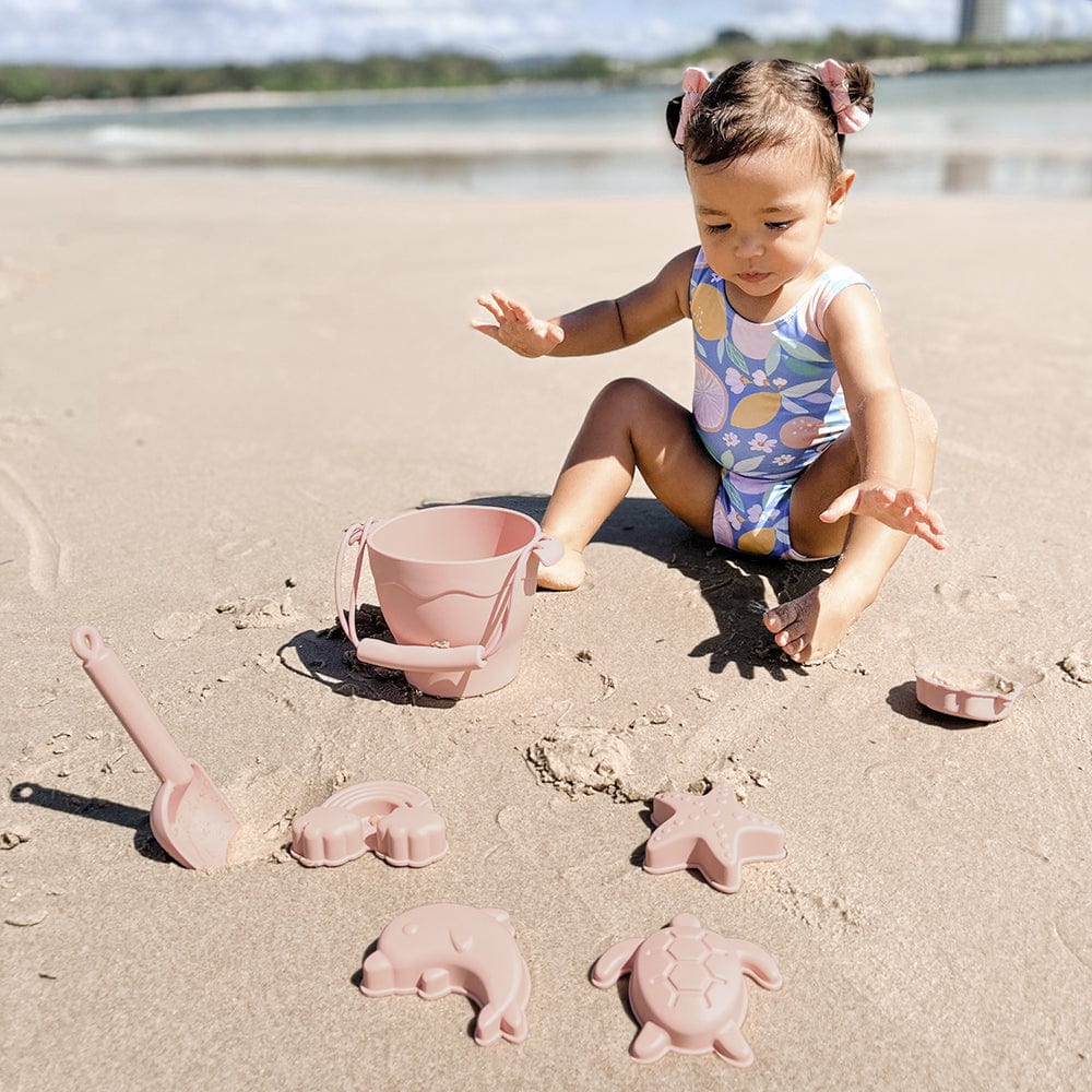 Playground Toys Silicone 8pc Bucket & Spade Set