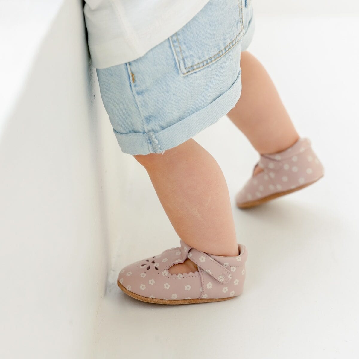 Pretty Brave Baby Shoes Morgan T-Bar in Mini Daisy