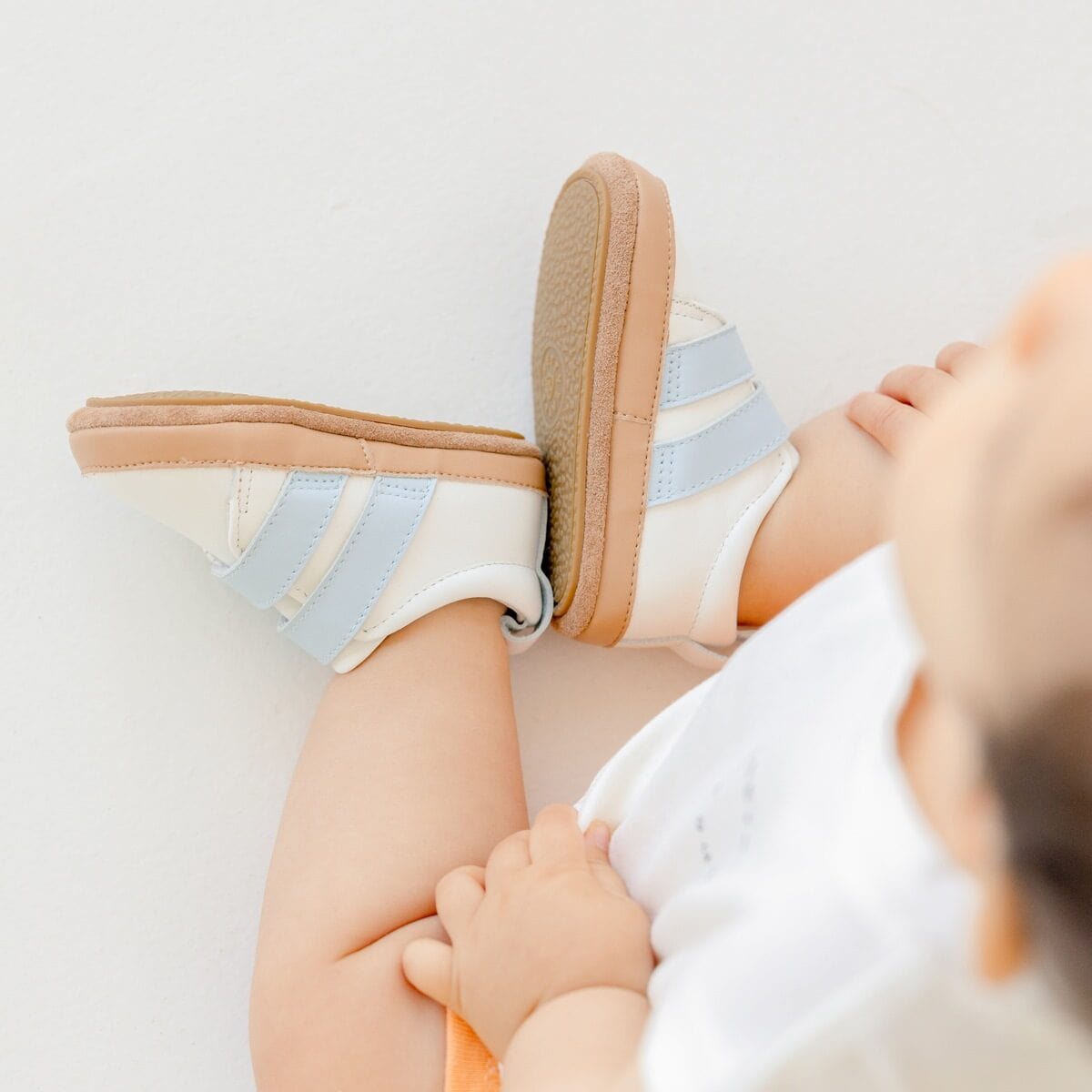 Pretty Brave Baby Shoes Scout in White/Blue