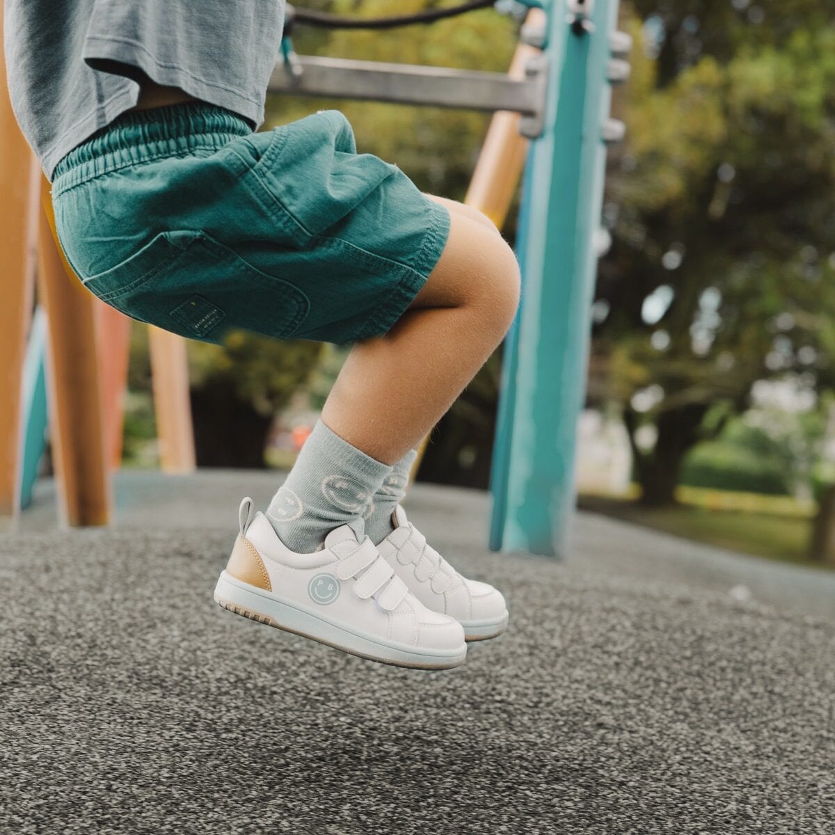 Pretty Brave Boys Shoes Happy Trainer in White/Blue