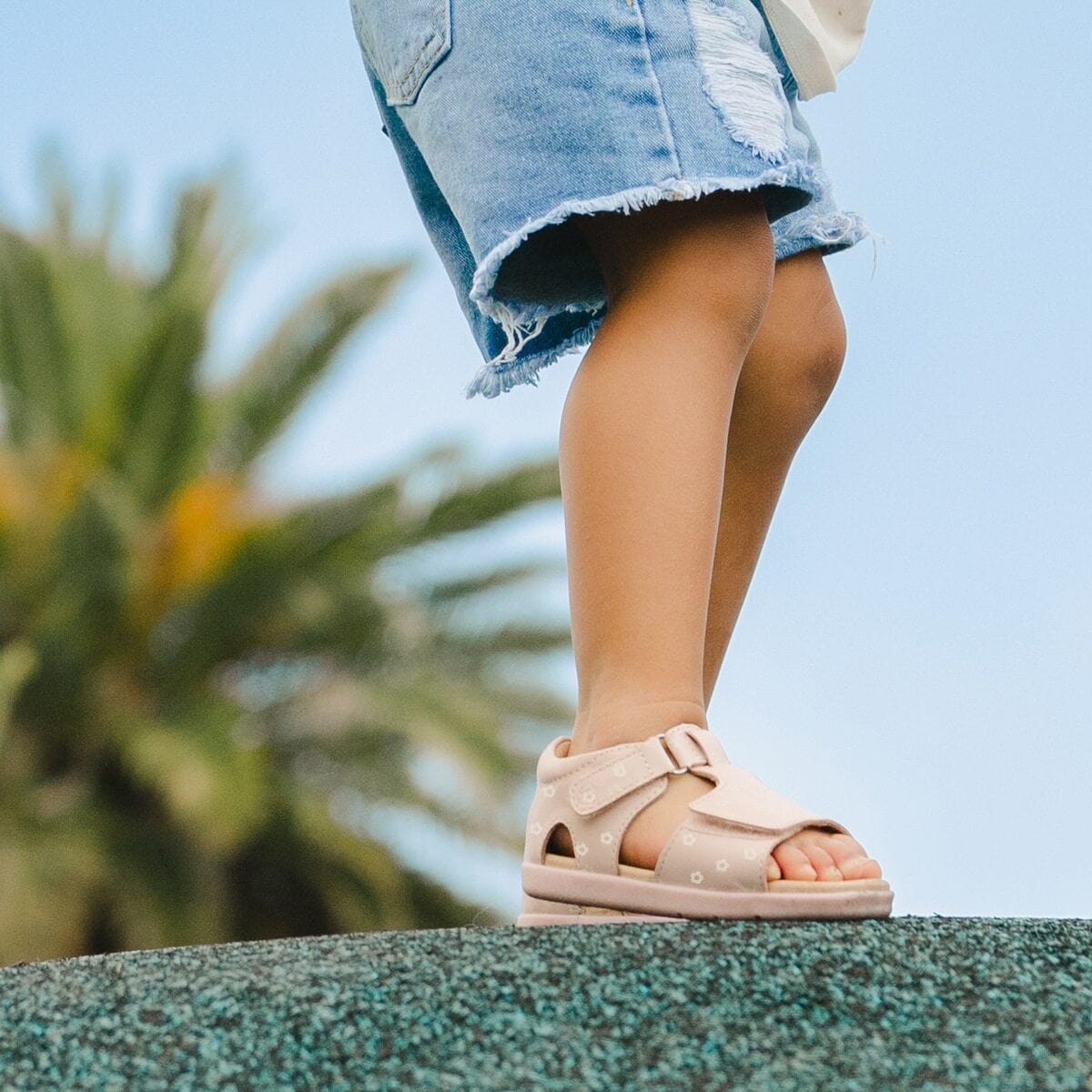 Pretty Brave Girls Shoes Bailey Sandal in Mini Daisy