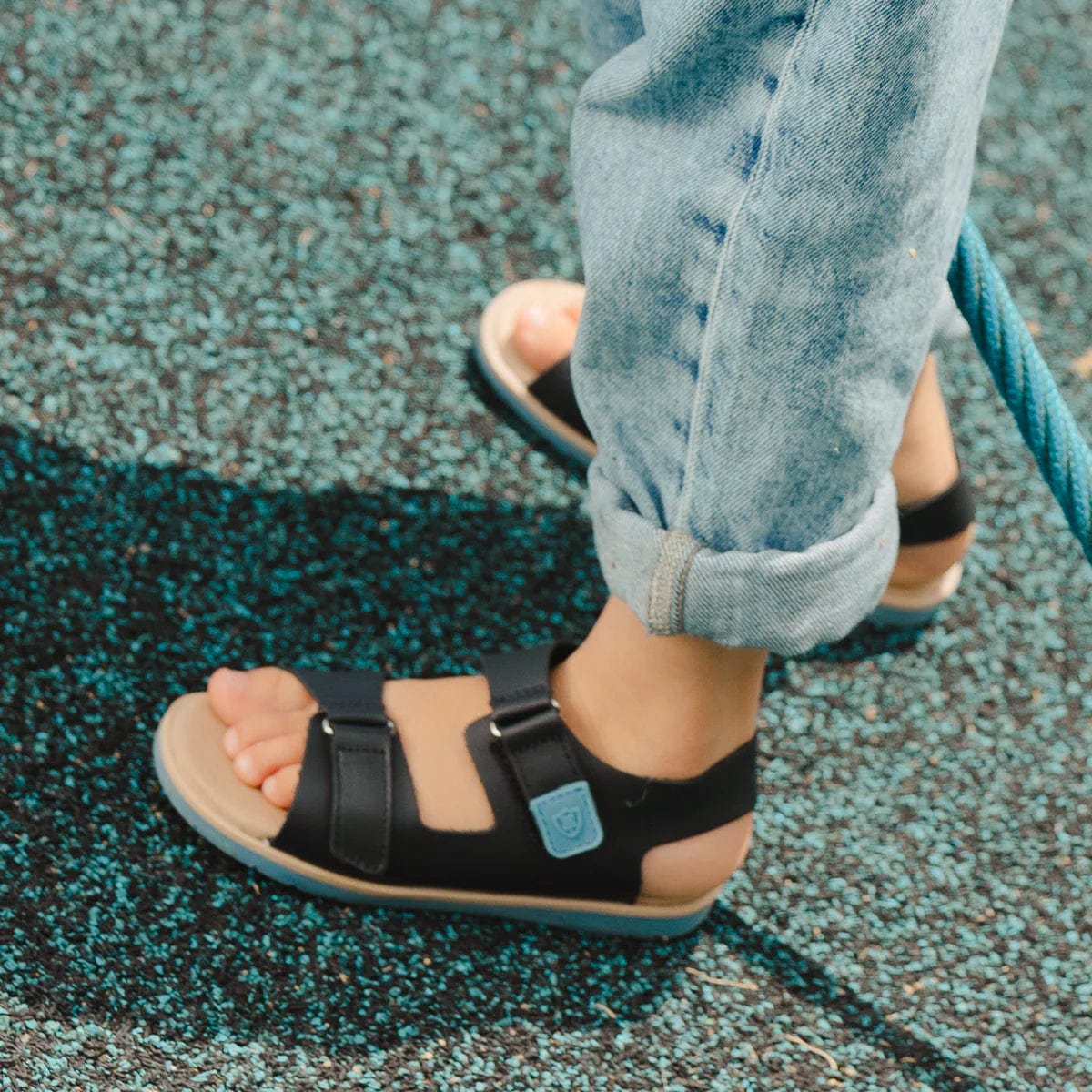 Pretty Brave Unisex Shoes Wilder Sandal in Black/Blue