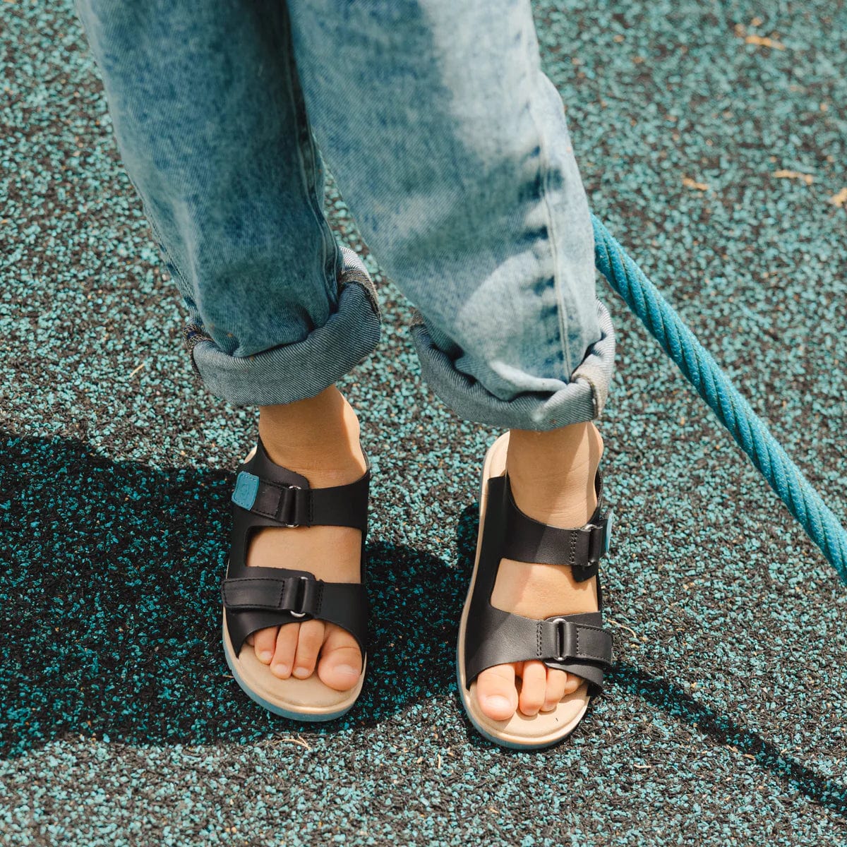 Pretty Brave Unisex Shoes Wilder Sandal in Black/Blue