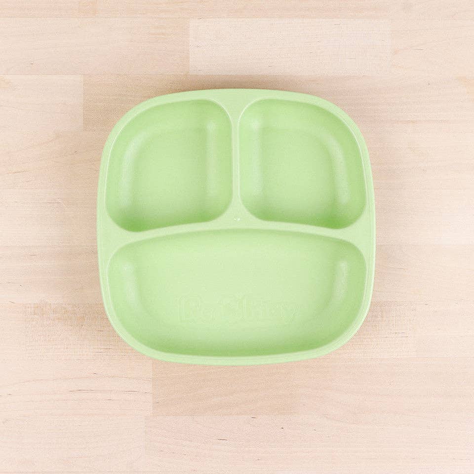 Re-Play Accessory Feeding Re-Play Divided Plate - Leaf