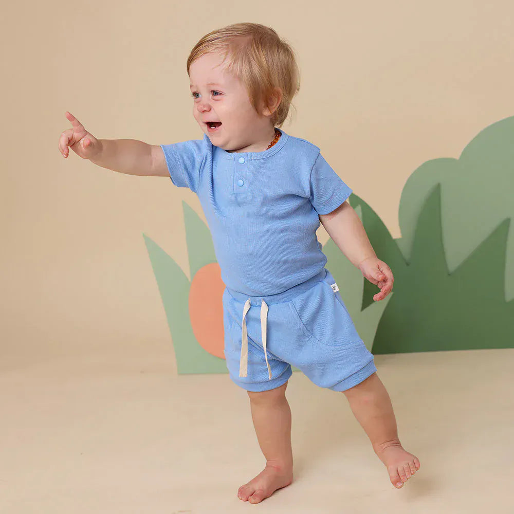 Snuggle Hunny Kids Boys Onesie Bluebell Short Sleeve Organic Bodysuit