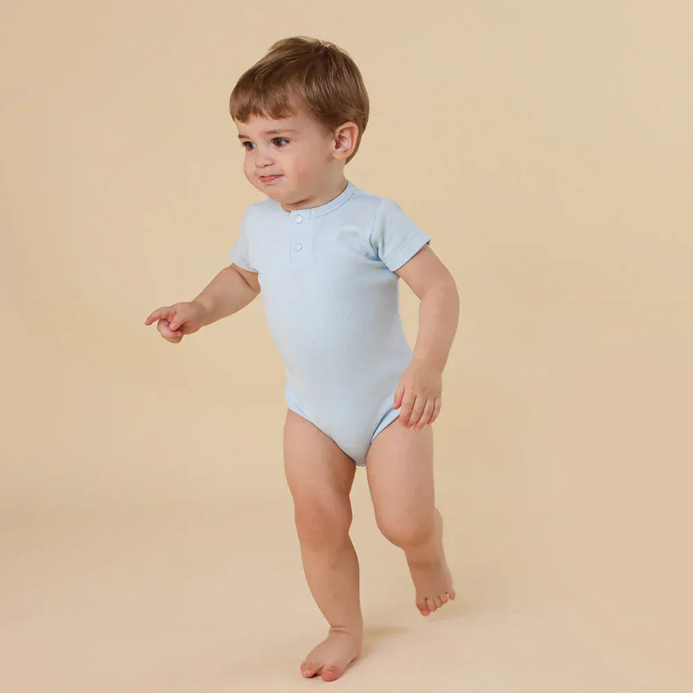 Snuggle Hunny Kids Girls Onesie Baby Blue Short Sleeve Organic Bodysuit