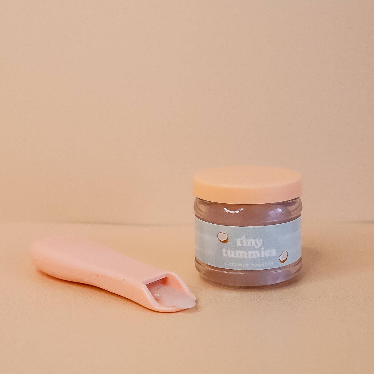 Tiny Harlow Toys Dolls Tiny Tummies Food Jar and Spoon Set: Apple Puree