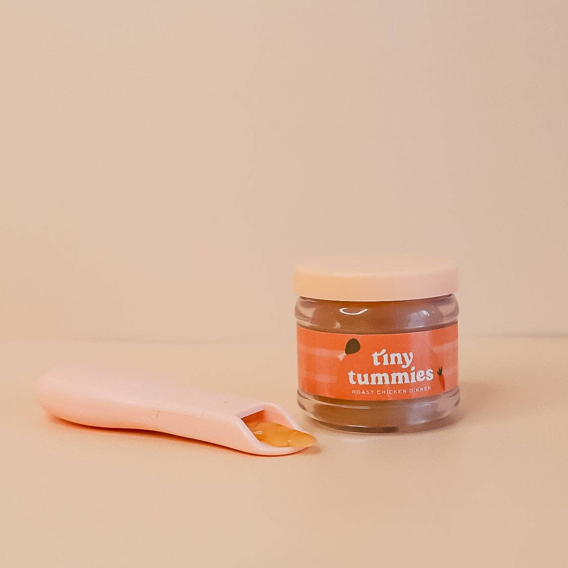 Tiny Harlow Toys Dolls Tiny Tummies Food Jar and Spoon Set: Apple Puree