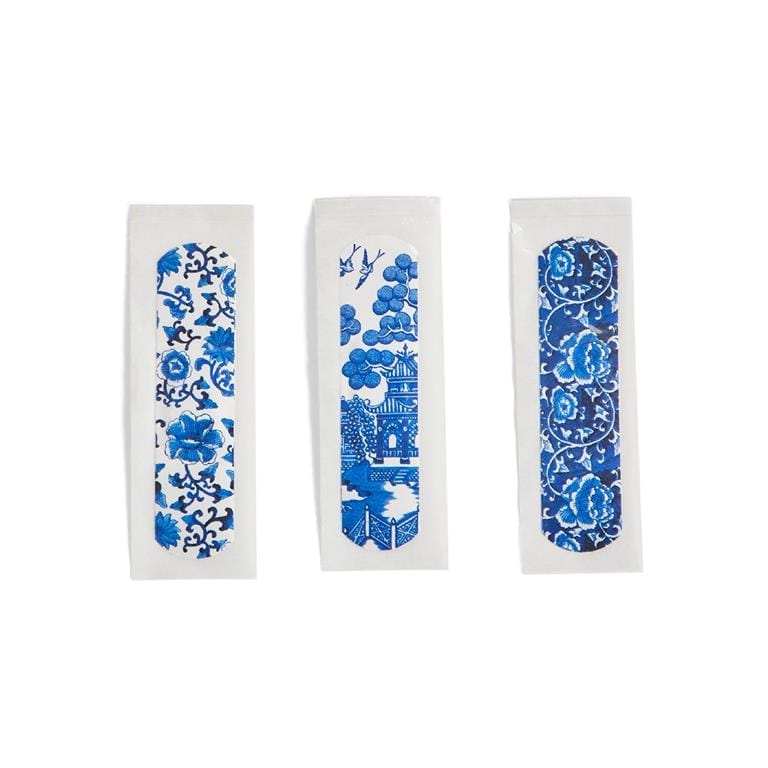 Two's Company skincare Blue Willow Plasters in Gift Box
