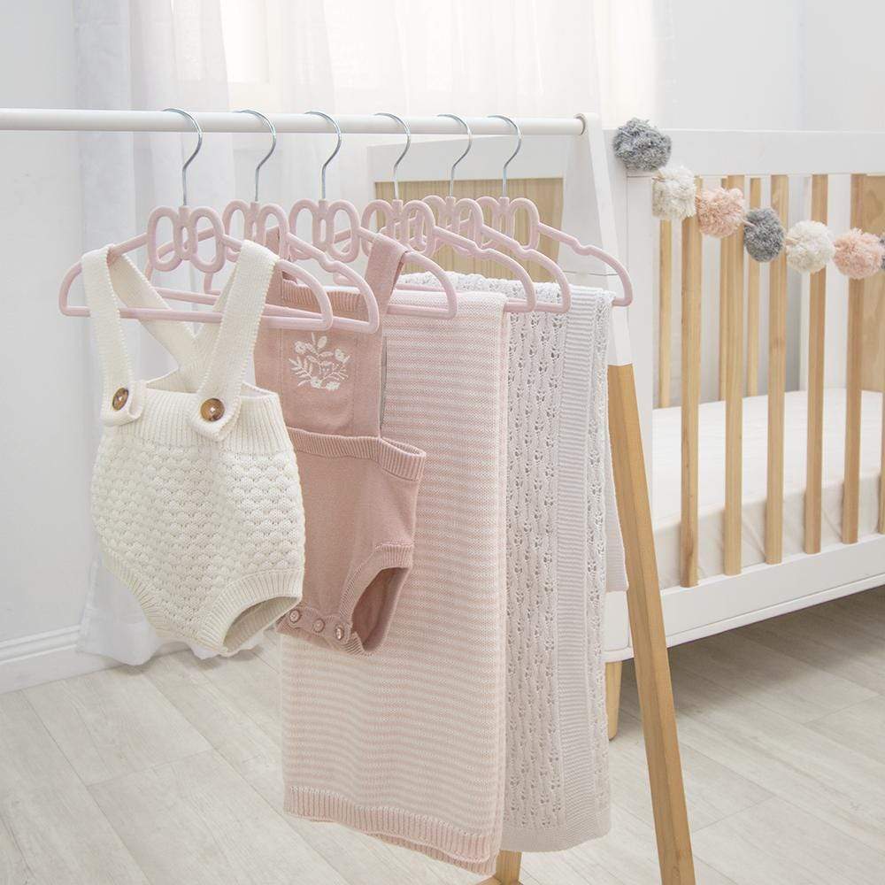 https://parnellbabyboutique.co.nz/cdn/shop/products/living-textiles-room-decor-6-pack-baby-bow-hangers-pink-28316811395135.jpg?v=1624252137&width=1000