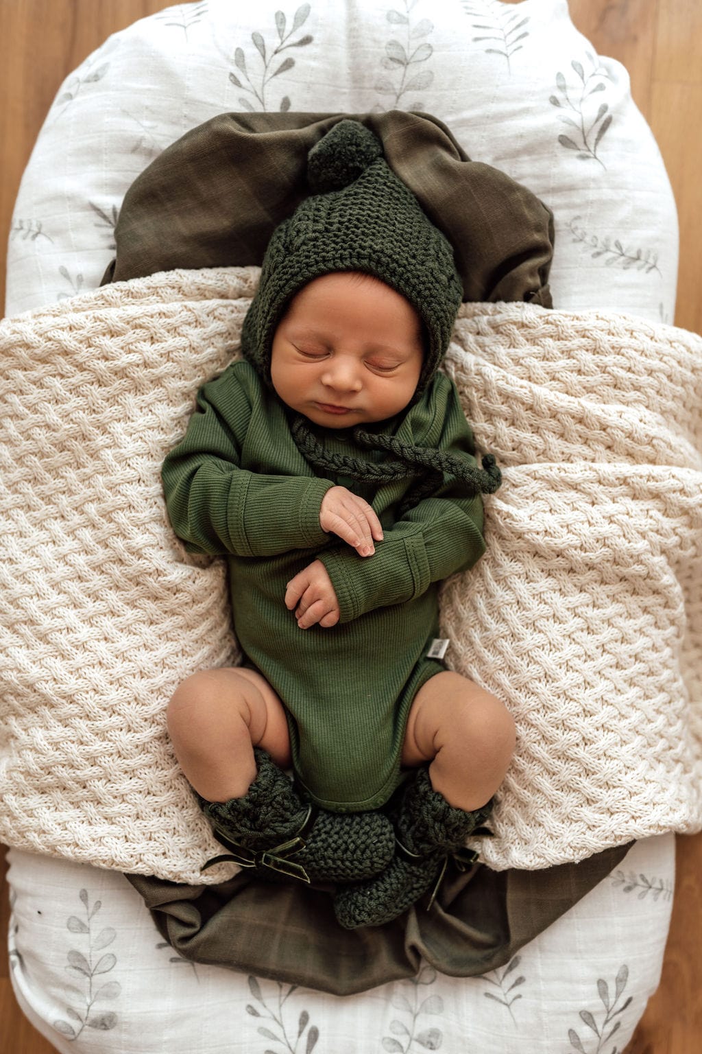 Snuggle Hunny Kids Baby Accessory Olive Merino Wool Bonnet & Booties